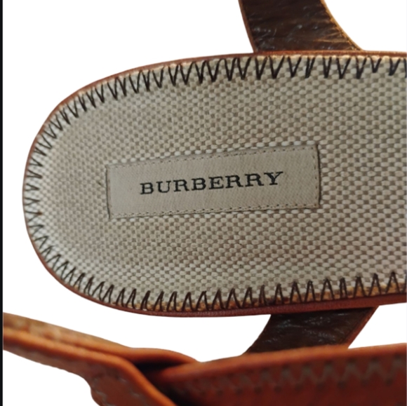 BURBERRY Peep Toe Sandals